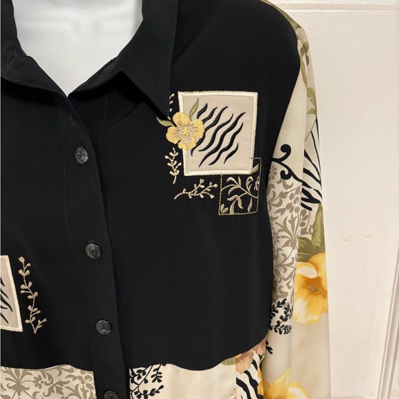 Peter Popovitch Silky Embroidered  Button‎ Down Blouse Spotless Sz Large - Picture 5 of 8